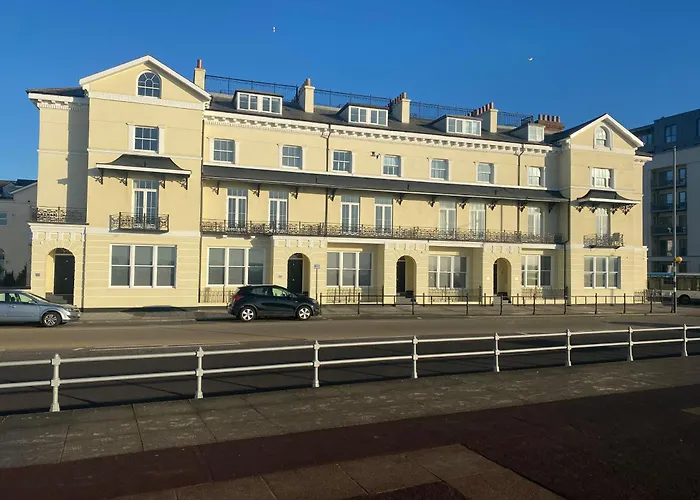 Beach From The Balcony, Ensuite And Private Parking